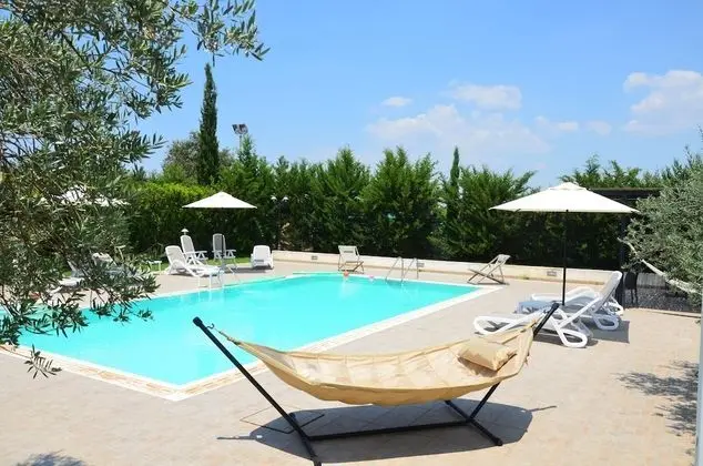 Serravalle Relais & Country Villa - Havuz