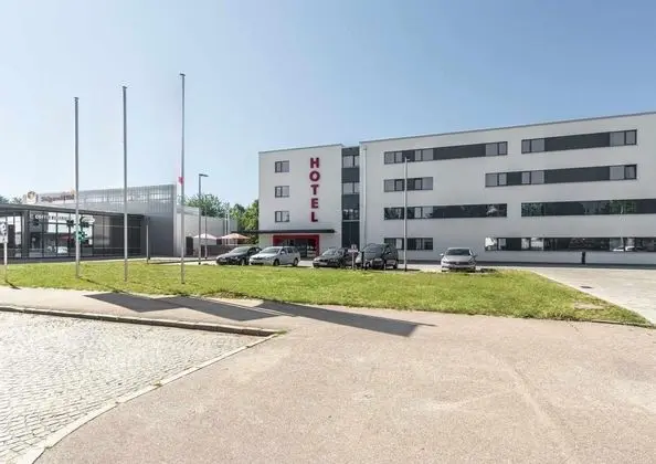 Serways Hotel Steigerwald Süd - Dış Mekan
