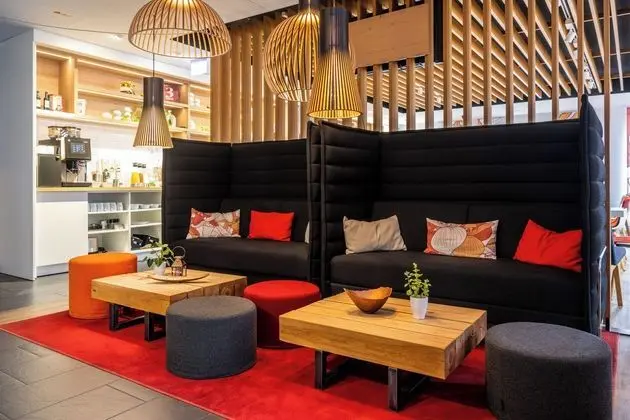 Serways Hotel Weiskirchen - Lobi
