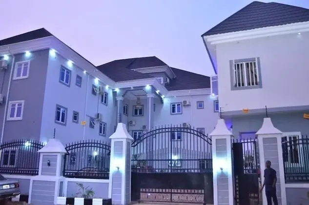 Seth Hotel
