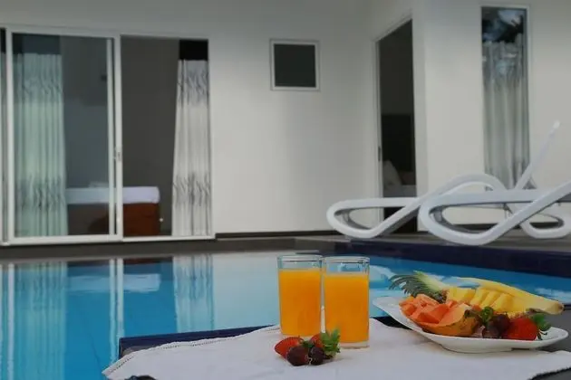 Sethum Villa - Unawatuna - Havuz