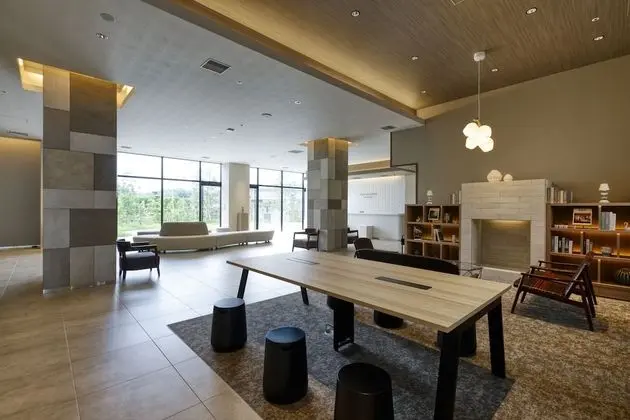 settle GLOCAL HOTEL ITOSHIMA - Lobi