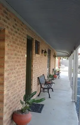 Settlement Motor Inn, Deniliquin - Dış Mekan