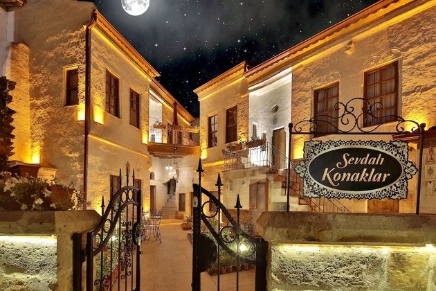 Sevdali Konaklar