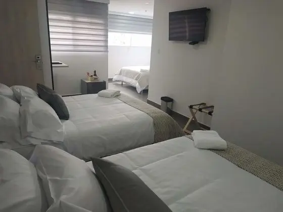 Seven Inn Hotel
