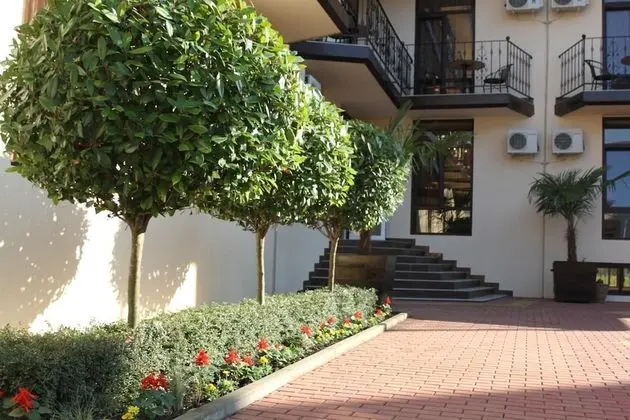 Seven Hotel - Dış Mekan