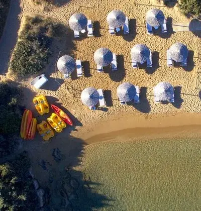 Seven Santa Maria Paros Boutique Hotel - Plaj
