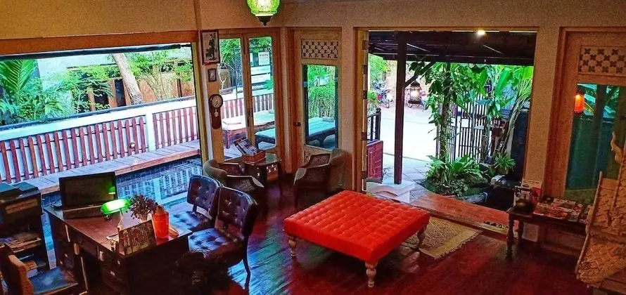 Seven Senses Guest House - Lobi