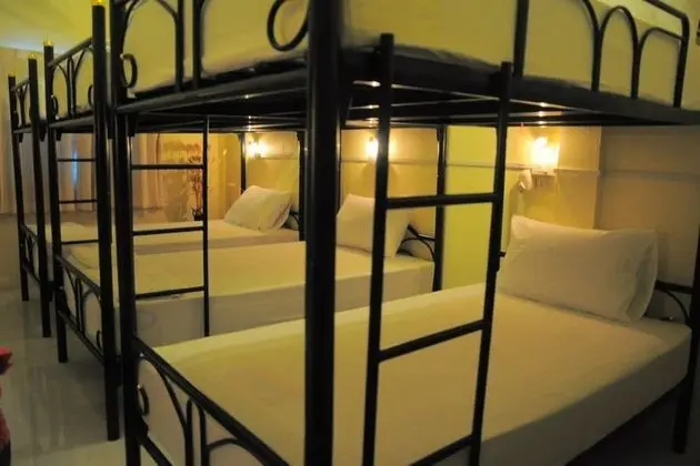 Seventeen Hostel - Oda
