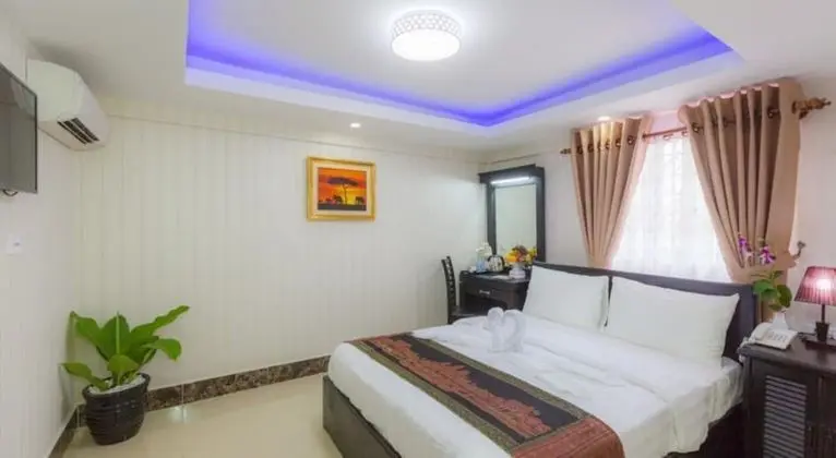 Seventh Heaven Hotel and High Bar - Oda