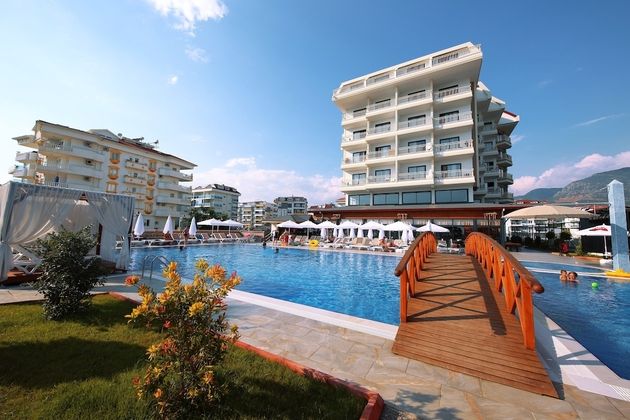SEY Beach Hotel & SpaFotoğrafı