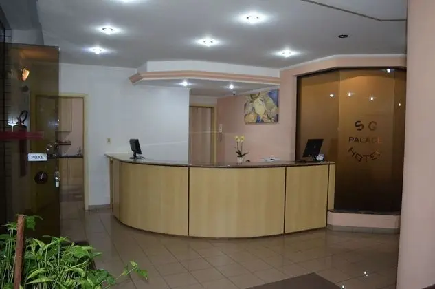 SG PALACE HOTEL - Lobi