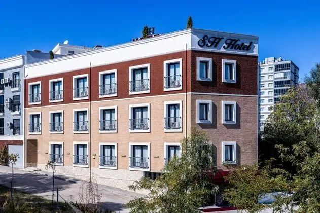 SH Hotel Business Karşıyaka