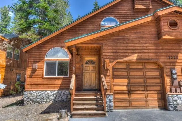 Shady Maple Retreat - Öne Çıkan Resim