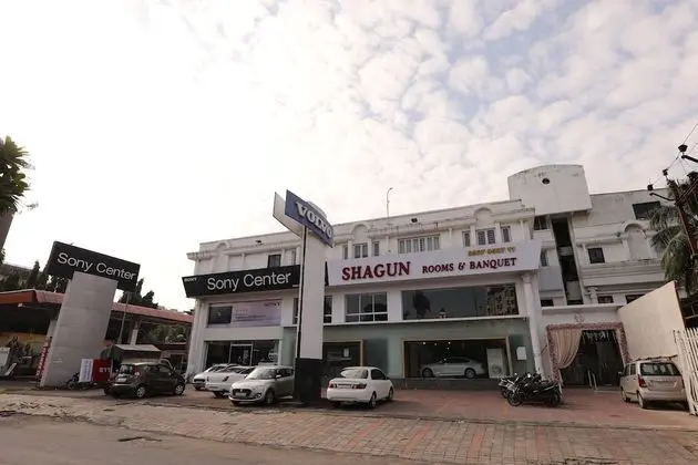HOTEL SHAGUN ROOMS & BANQUET Surat