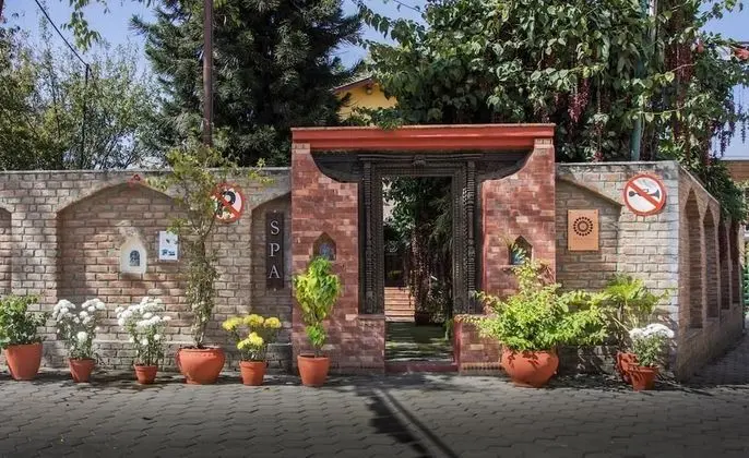Shaligram Hotel & Spa