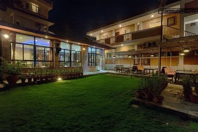Shaligram Hotel & Spa - Dış Mekan