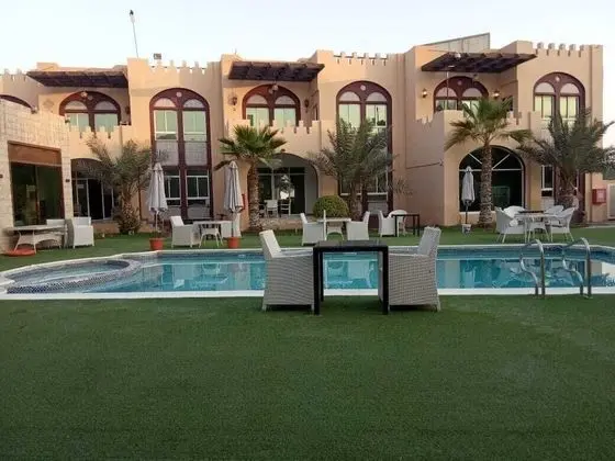 Sham Palace Hotel