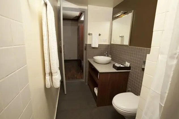 Hotel Shambaling - Genel