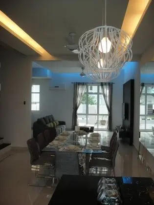Shamrock Beach Villas Penang Seaview - Yerinde Yemek