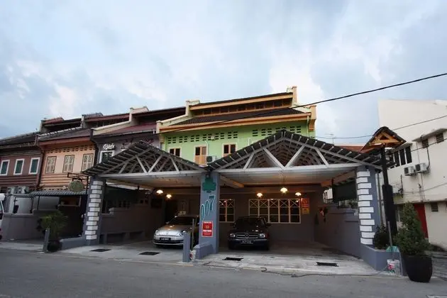 SHAMROCK GUEST HOUSE II