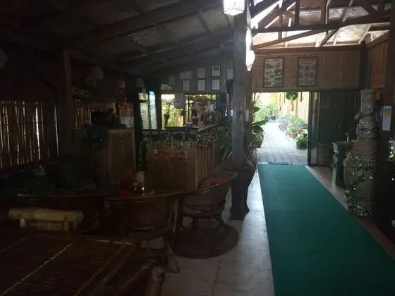 Shangri-La Resto Bar and Functions - Öne Çıkan Resim