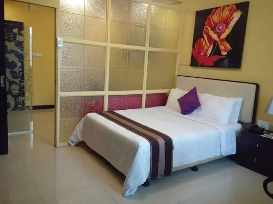 Shanika Properties at Fort Bonifacio - Öne Çıkan Resim