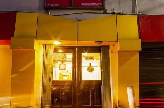 Hotel Shanti Palace