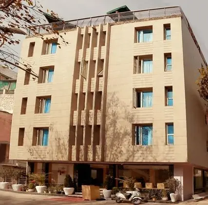 Hotel Shanti Plaza