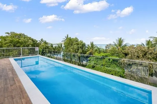 Shara by Elysium Collection Palm Cove - Havuz
