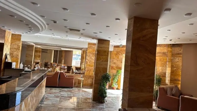Sharah Mountains Hotel - Lobi