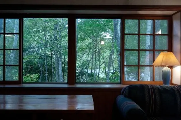 share&guesthouse HAKUBA SHARE - Hostel - Lobi
