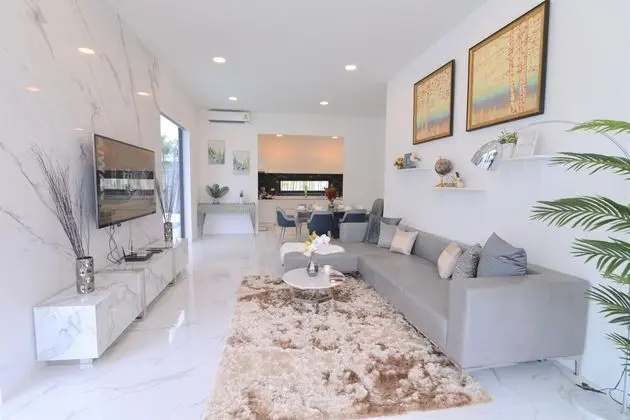 Villa with Shared Pool in Central Pattaya - Palmc15