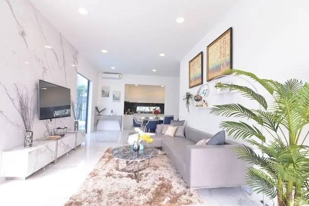 Villa with Shared Pool in Central Pattaya - Palmc16