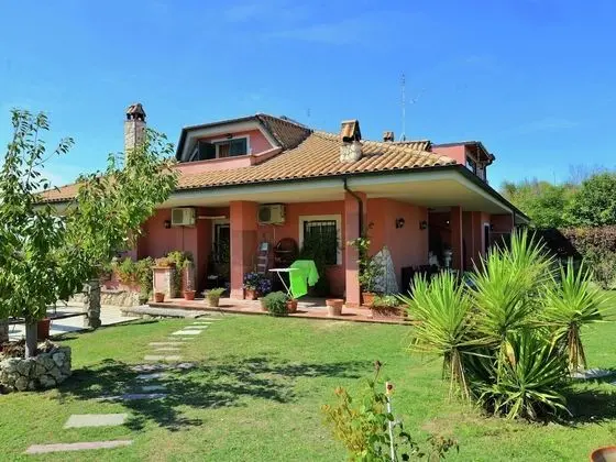Shared Swimming Pool, Close to Rome, Countryside - Dış Mekan