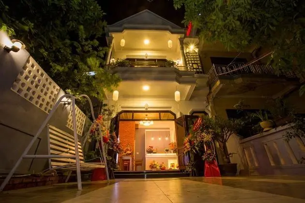 Shark Hotel - Hostel
