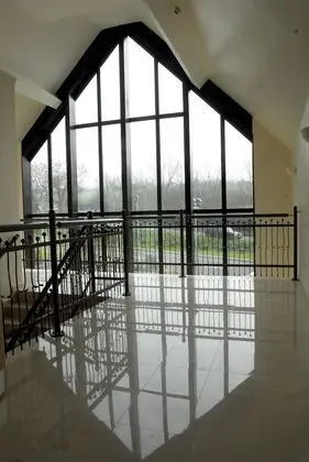 The Sharnbrook Hotel - Lobi