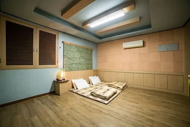 Hotel Sharp in Sanjeong-dong Jeonju