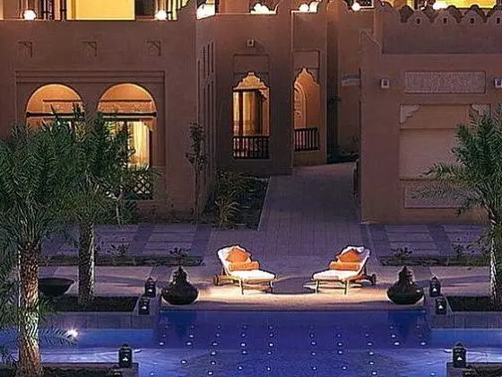 Sharq Village & Spa - Havuz