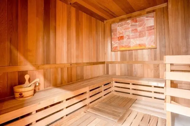 Shashi Hotel Mountain View, an Urban Resort - Spa
