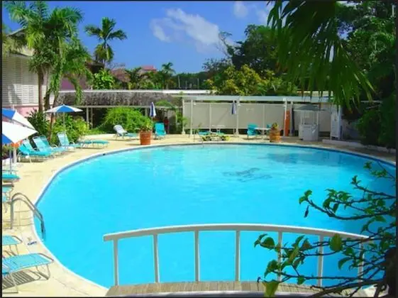 Shaw Park Beach Hotel & Spa - Havuz