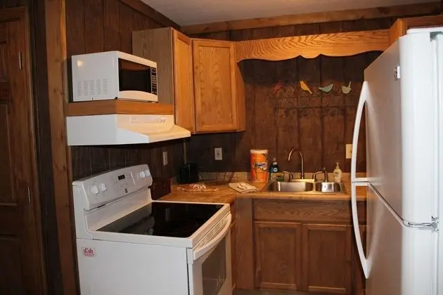 Shawnee Trails Lodging and Suites - Mutfak