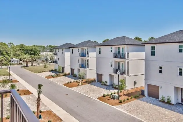 Shearwater Chateau Golf Cart Pool