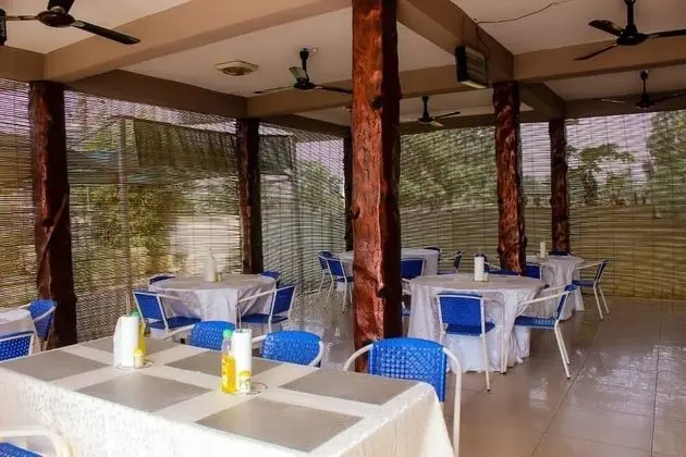 Sheilas Executive Hotel & Lodge - Yerinde Yemek