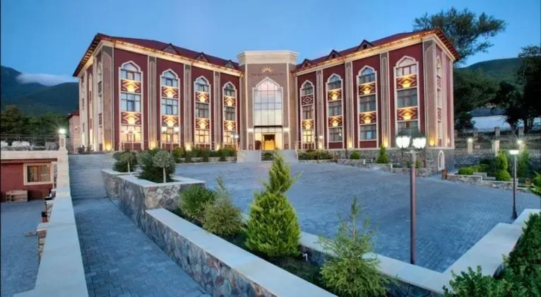 Sheki Palace