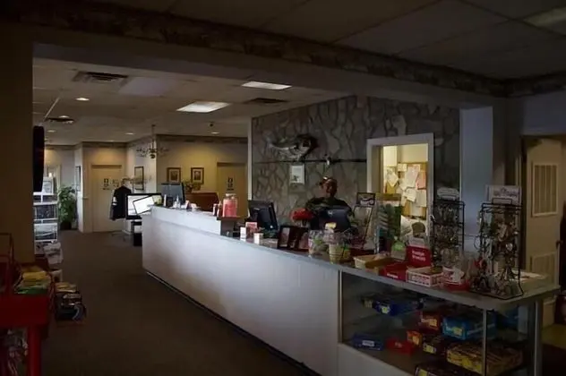 Sheldon's Motel and Restaurant - Lobi