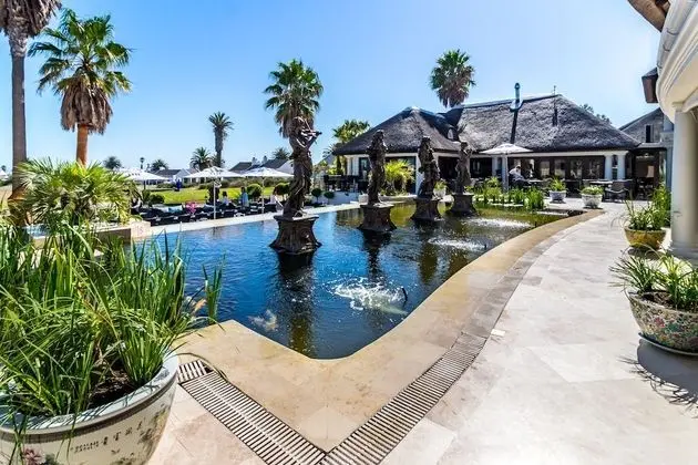 The Shelley Point Hotel & Spa - Dış Mekan