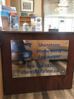 Shenstone Motor Inn & Restaurant - Lobi