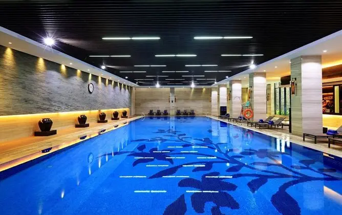 Shenzhen Castle Golf Resort - Havuz