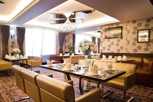 Shenzhen Fuqinglong Huatian Hotel - Yerinde Yemek